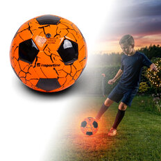 Świecąca piłka nożna inSPORTline Lumikick ∙ rozm. 5 ∙ z oświetleniem LED ∙ automatyczne włączanie po uderzeniu ∙ oszczędzanie baterii
