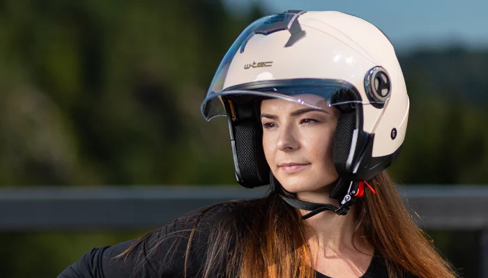 Kaski motocyklowe otwarte i kaski Jet
