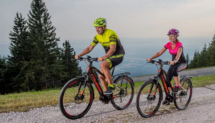 Rowery elektryczne trekkingowe