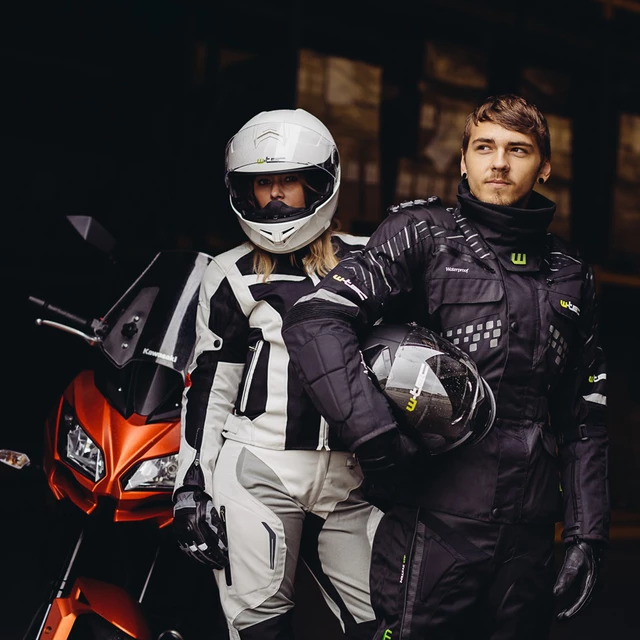 Kask motocyklowy szczękowy W-TEC Vexamo z blendą - Biały