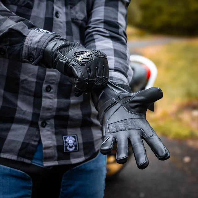 Rękawice motocyklowe W-TEC Kosor ∙ skórzane z protektorami tpu ∙ przewiewna mesh ∙ wzmocniona dłoń ∙ zapięcie na rzep - Czarny
