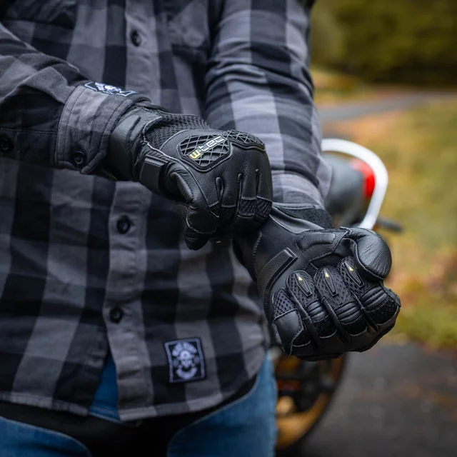 Rękawice motocyklowe W-TEC Kosor ∙ skórzane z protektorami tpu ∙ przewiewna mesh ∙ wzmocniona dłoń ∙ zapięcie na rzep - Czarny