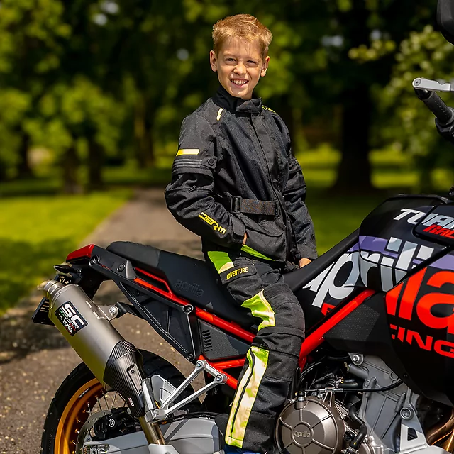Dziecięca kurtka motocyklowa W-TEC Pinapoco ∙ wyjmowane ochraniacze ∙ regulacja rozmiaru ∙ wiatro-wodoodporna ∙ wentylacja - Czarny-fluo