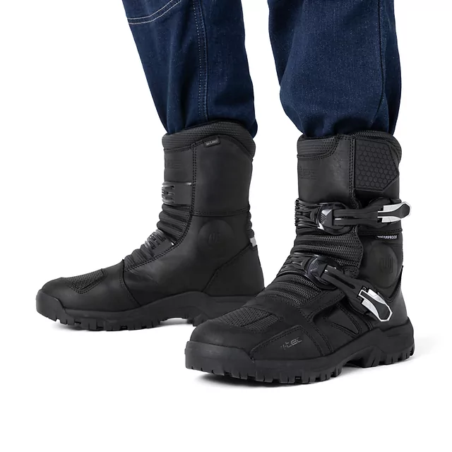 Buty motocyklowe W-TEC Lougamax CE ∙ skóra naturalna ∙ certyfikat CE ∙ wodoodporne ∙ ochraniacze kostek - Czarny