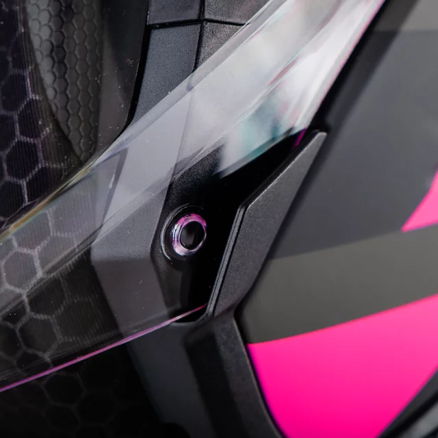 Kask motocyklowy W-TEC Voltik Shockrose ∙ blenda przeciwsłoneczna ∙ system wentylacji ∙ wyjmowana wyściółka