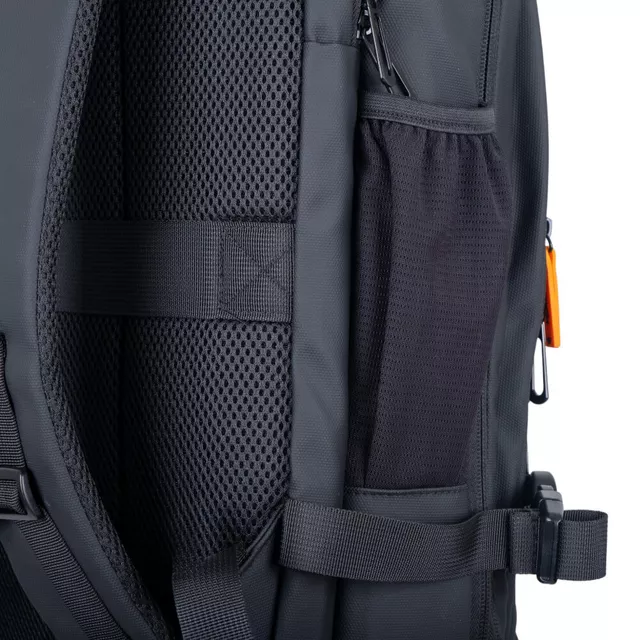 Plecak podróżny inSPORTline Wingmate 33–50 l ∙ regulowana pojemność ∙ otwarcie jak walizka ∙ kieszeń na laptopa 17,3" ∙ kabel do powerbanka