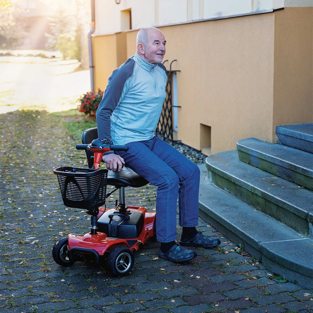 Wózek elektryczny czterokołowy inSPORTline Omis ∙ silnik 180 W ∙ prędkość 6 km/h ∙ zasięg 20 km ∙ 120 kg