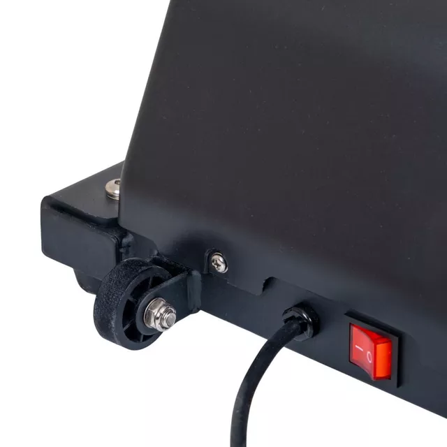 Bieżnia elektryczna rehabilitacyjna inSPORTline Avolin z poręczami do chodzenia ∙ Bluetooth ∙ aplikacje ∙ prędkość 0,3-8 km/h ∙ nośność 150 kg