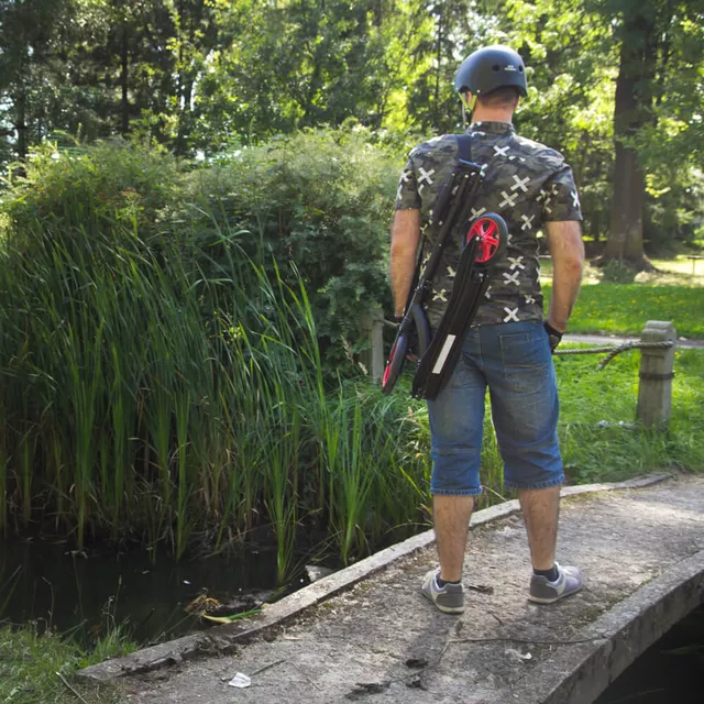 Hulajnoga składana WORKER Span ∙ kauczukowe koła 230/180 mm ∙ nośność 100 kg ∙ regulowana kierownica 75-95 cm ∙ składana konstrukcja - Niebieski