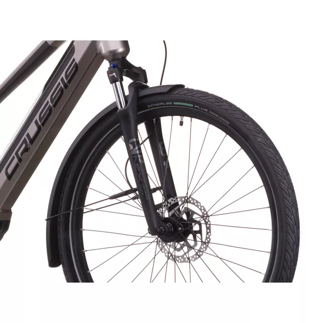 Damski elektryczny rower trekkingowy Crussis e-Savela 7.11 691Wh 28" - model 2026