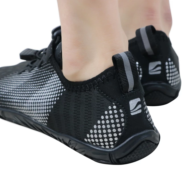 Buty kąpielowe / jeżowce do wody inSPORTline Nugal ∙ unisex ∙ ochrona palców ∙ szybkoschnące ∙ system szybkiego zapinania ∙ lekka waga 179 g