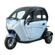 Elektryczny skuter zabudowany W-TEC Tukago ∙ trójkołowy ∙ mikropojazd ∙ 45 km/h ∙ zasięg 50 km ∙ nośność 240 kg ∙ kamera cofania ∙ ogrzewanie - Czerwony - Niebieski