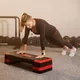 Step fitness / aerobik inSPORTline AS250 ∙ 3 poziomy wysokości ∙ antypoślizgowy ∙ stabilne nóżki ∙ lekki 4,2 kg