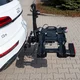 Bagażnik rowerowy na hak inSPORTline Trekan 2 Elektro ∙ na 2 rowery ∙ do e-bike ∙ nośność 60 kg ∙ odchylany ∙ platforma