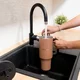 Kubek termiczny inSPORTline Cocoanna 1200 ml ∙ stal nierdzewna ∙ podwójne ścianki ∙ uchwyt ∙ 6 h ciepła / 10 h zimna