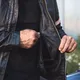Męska skórzana kurtka motocyklowa W-TEC Hellsto - czarny z beżowo-pomarańczowym paskiem